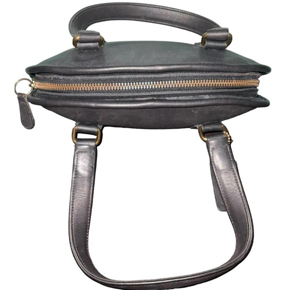 COACH VINTAGE Petit Pelham Zip BLACK LEATHER DOMED BAG 9959 Made In USA - Picture 10 of 16